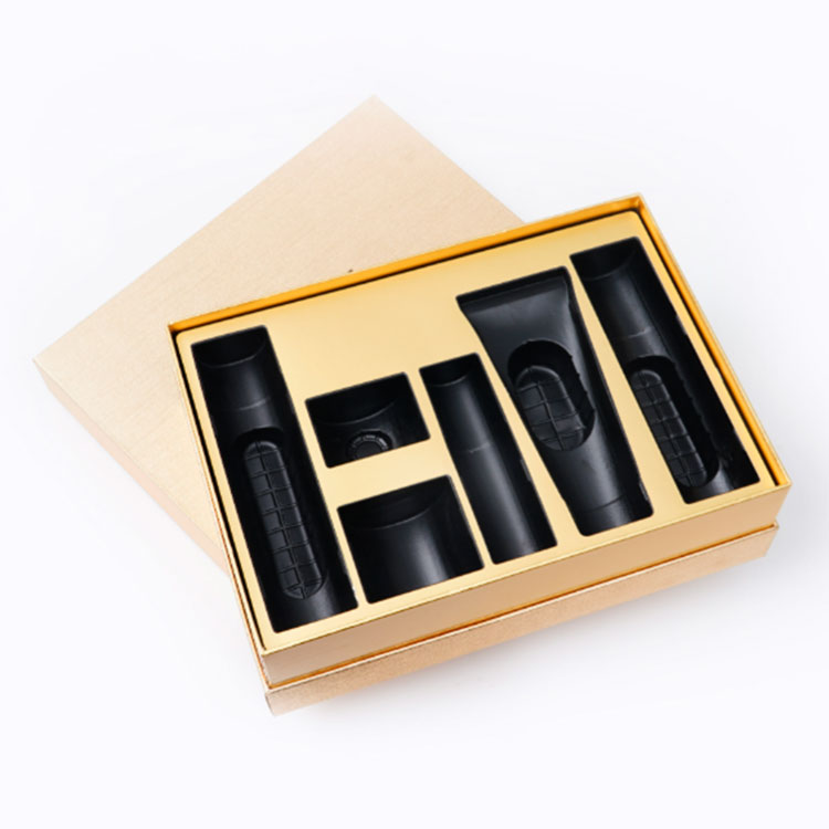 Cosmetic Packaging Box With Magnetic Lid